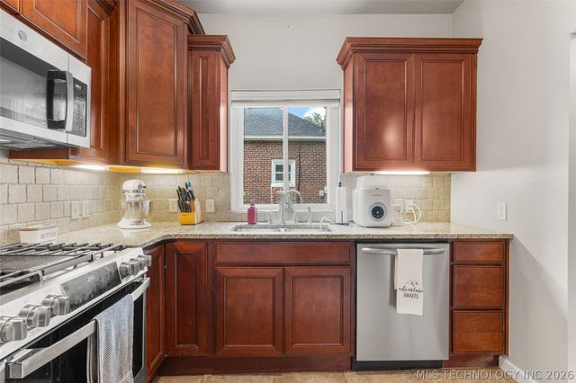 2719 E 1st Street, Tulsa, OK 74129