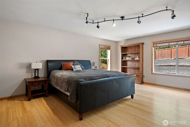 20901 Dr NW Nordby, Poulsbo, WA 98370