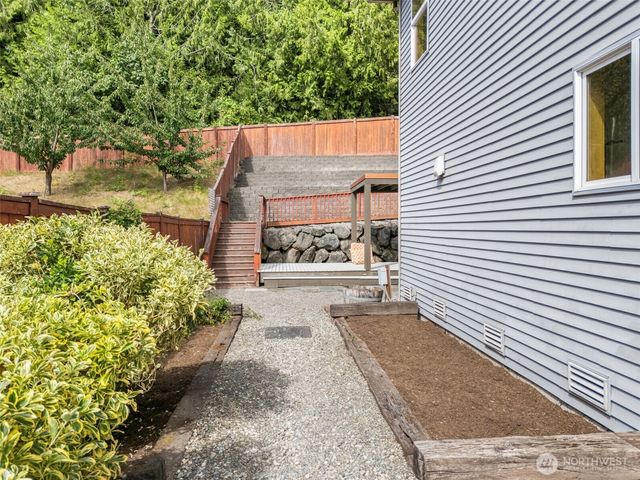 20901 Dr NW Nordby, Poulsbo, WA 98370