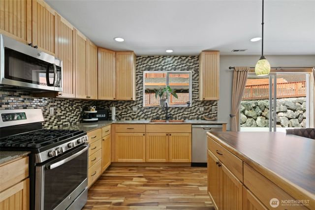 20901 Dr NW Nordby, Poulsbo, WA 98370