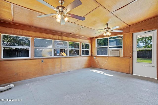 2508 Shady Lane, Biloxi, MS 39531