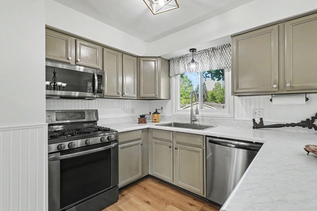 3793 Parkland Avenue Sw, City Of Wyoming, MI 49509