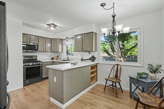 3793 Parkland Avenue Sw, City Of Wyoming, MI 49509