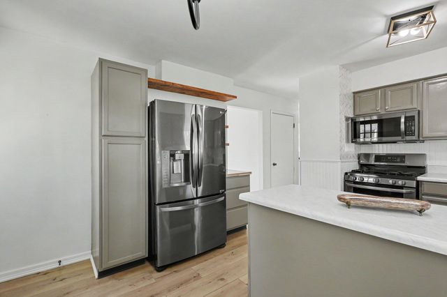 3793 Parkland Avenue Sw, City Of Wyoming, MI 49509