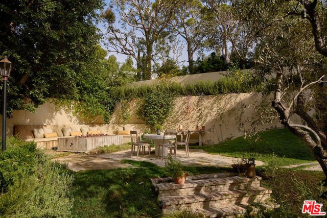 7776 Firenze Avenue, Los Angeles, CA 90046