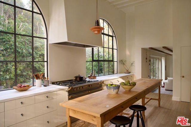 7776 Firenze Avenue, Los Angeles, CA 90046