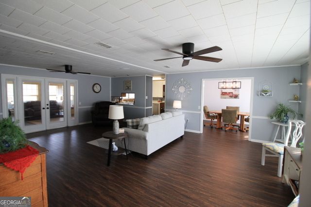 3169 Golden Isle E Parkway, Baxley, GA 31513