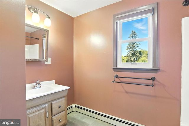 207 WOOD ST, Harrisburg, PA 17109