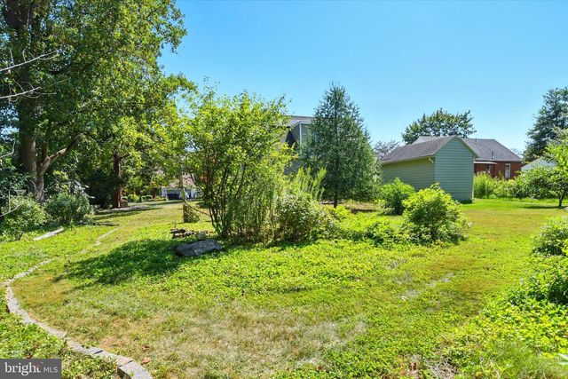 207 WOOD ST, Harrisburg, PA 17109