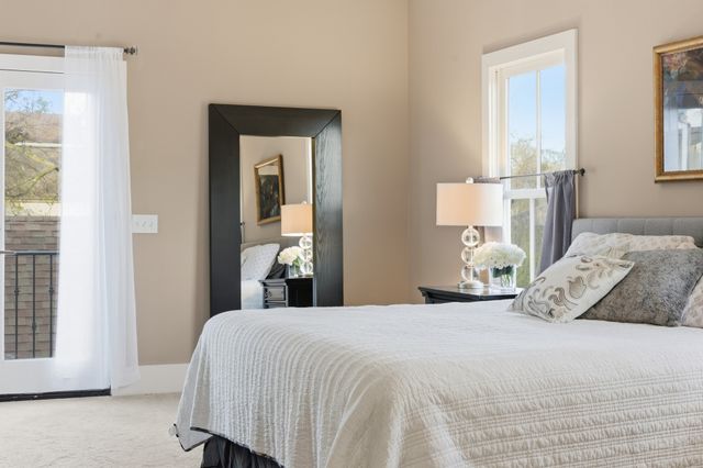 2102A Sharondale Dr, Nashville, TN 37215