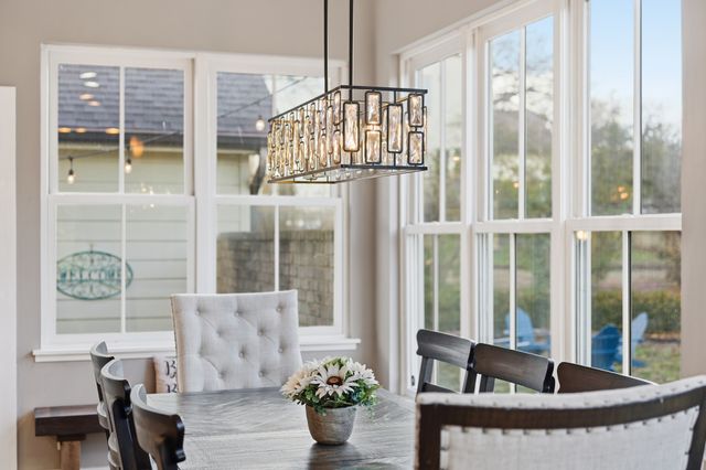 2102A Sharondale Dr, Nashville, TN 37215