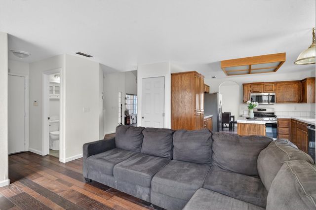 1716 Cattail Dr, Marysville, CA 95901