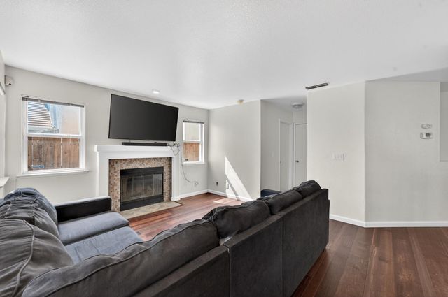 1716 Cattail Dr, Marysville, CA 95901