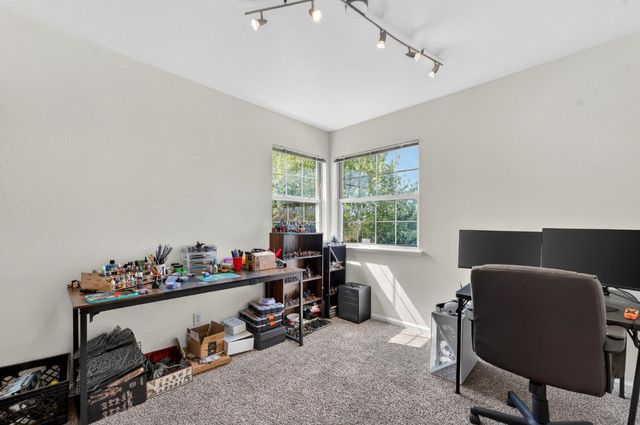 1716 Cattail Dr, Marysville, CA 95901