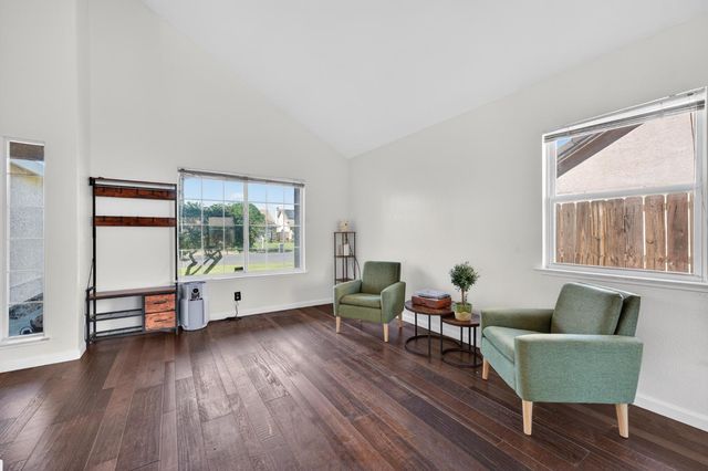 1716 Cattail Dr, Marysville, CA 95901