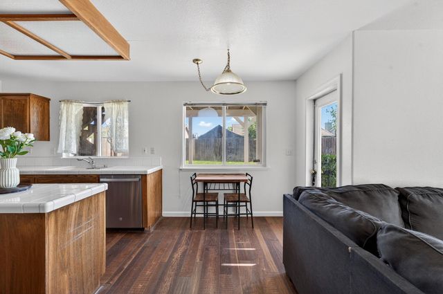 1716 Cattail Dr, Marysville, CA 95901