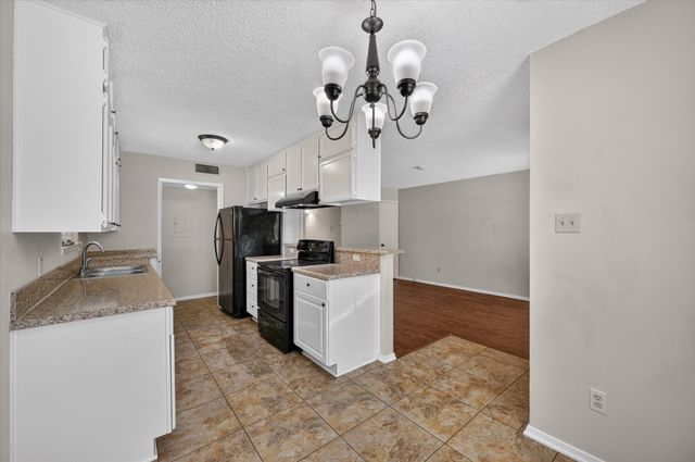 620 Race Street, Crowley, TX 76036