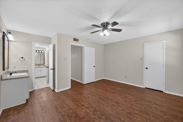 620 Race Street, Crowley, TX 76036