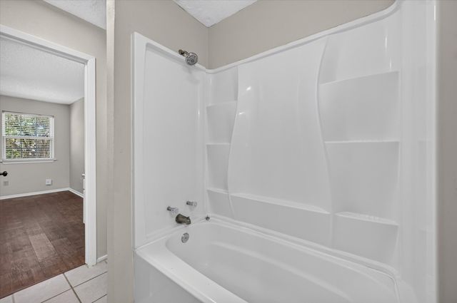 620 Race Street, Crowley, TX 76036