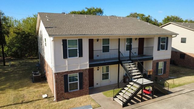 620 Race Street, Crowley, TX 76036