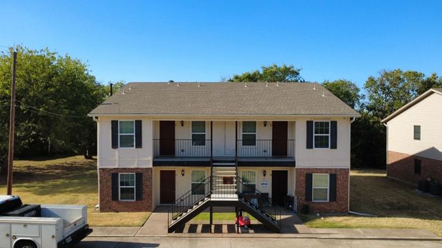 620 Race Street, Crowley, TX 76036