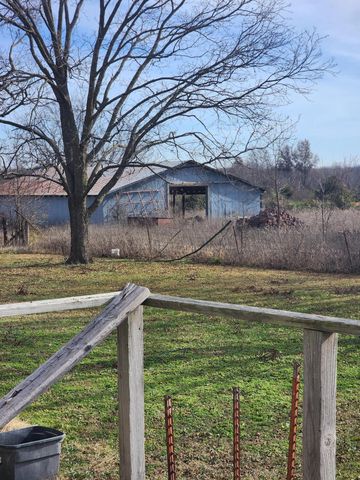 53511 E 50 Road, Miami, OK 74354