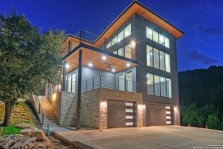 585 Highland Terrace, Canyon Lake, TX 78133