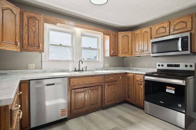 415 Allen Ferry Rd, Smithville, TN 37166