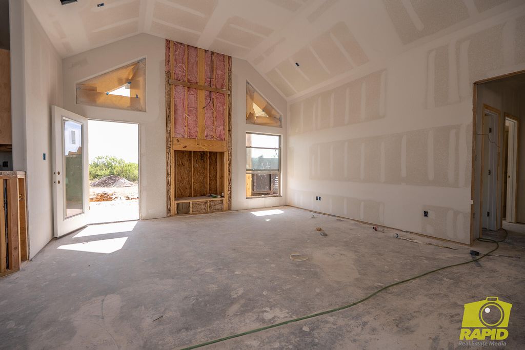 Image 2 of property listing at 3715 Wildebeest Way, San Angelo, TX 76901