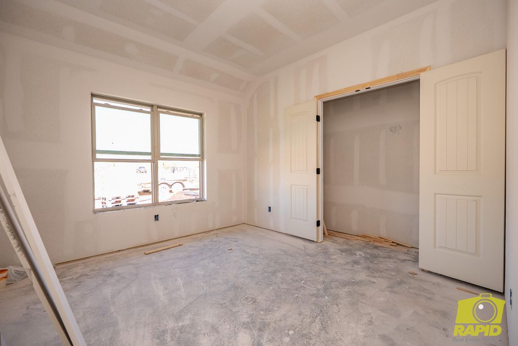 Image 7 of property listing at 3715 Wildebeest Way, San Angelo, TX 76901