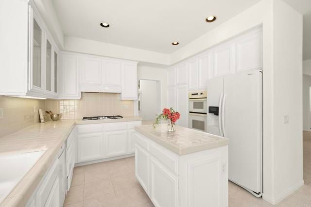 7062 Rock Dove Street, Carlsbad, CA 92011