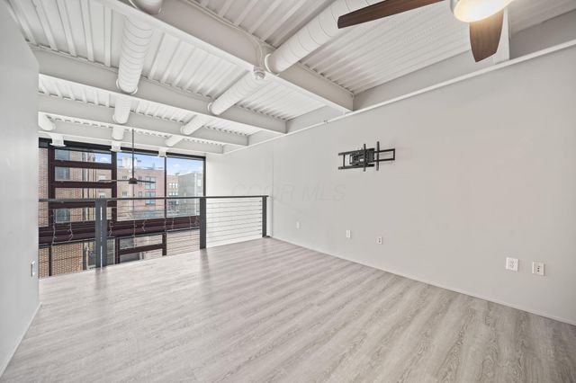 367 Auden Avenue, 206, Columbus, OH 43215