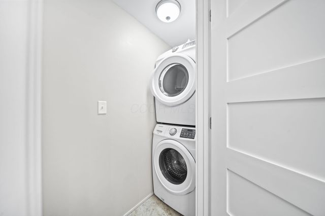 367 Auden Avenue, 206, Columbus, OH 43215