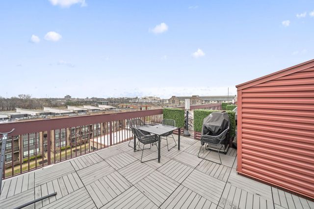 367 Auden Avenue, 206, Columbus, OH 43215