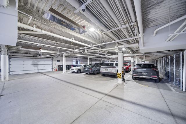 367 Auden Avenue, 206, Columbus, OH 43215