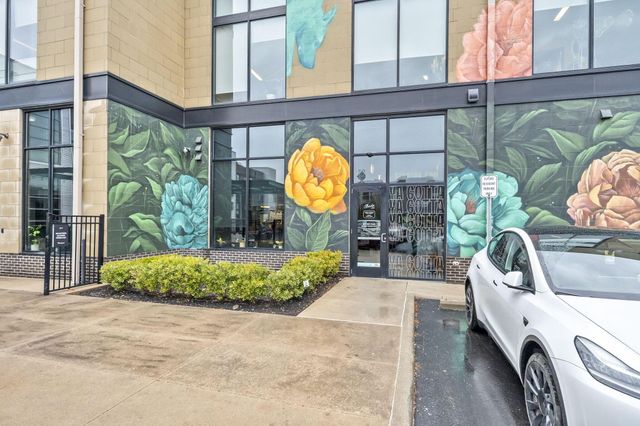 367 Auden Avenue, 206, Columbus, OH 43215