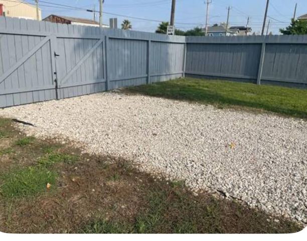 2828 Church Street dwnrr, Galveston, TX 77550