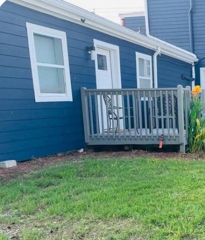 2828 Church Street dwnrr, Galveston, TX 77550