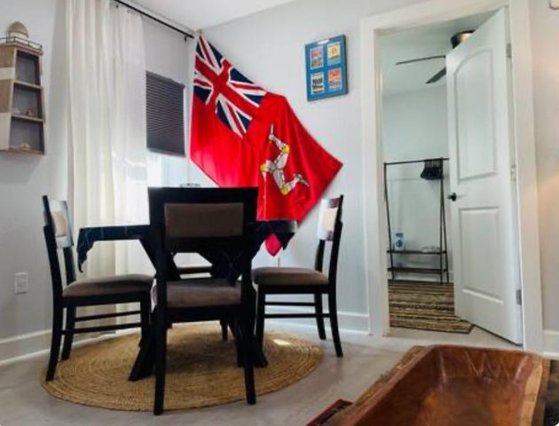 2828 Church Street dwnrr, Galveston, TX 77550