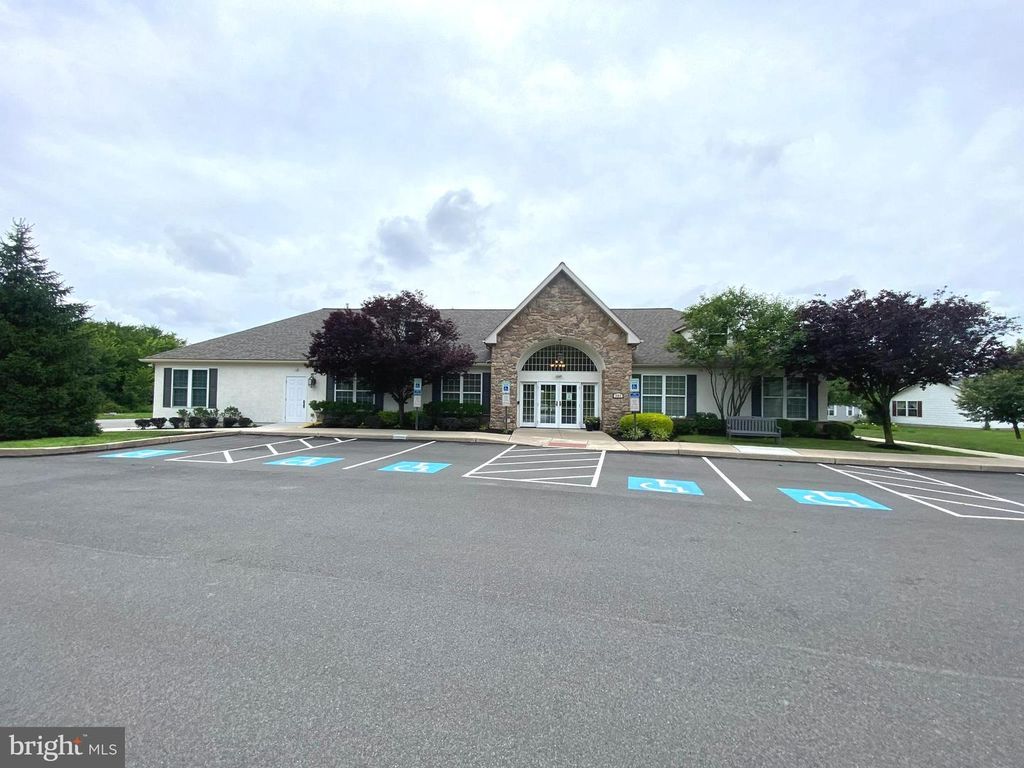 85 WESTIN RD, Douglassville, PA 19518