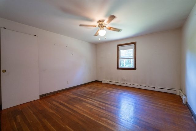 12 Melrose Ave, Dartmouth, MA 02747