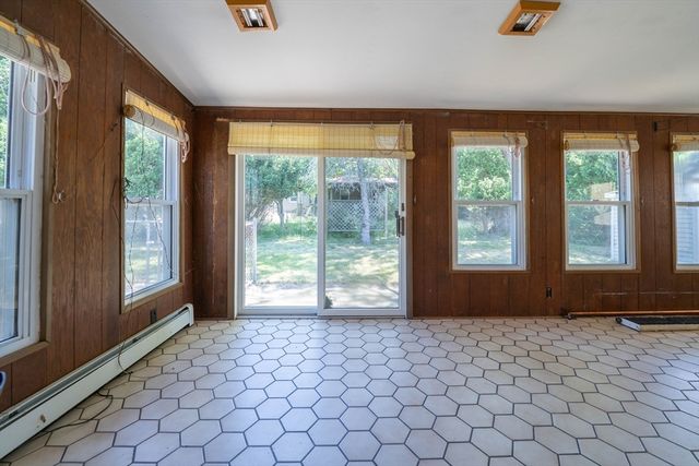 12 Melrose Ave, Dartmouth, MA 02747