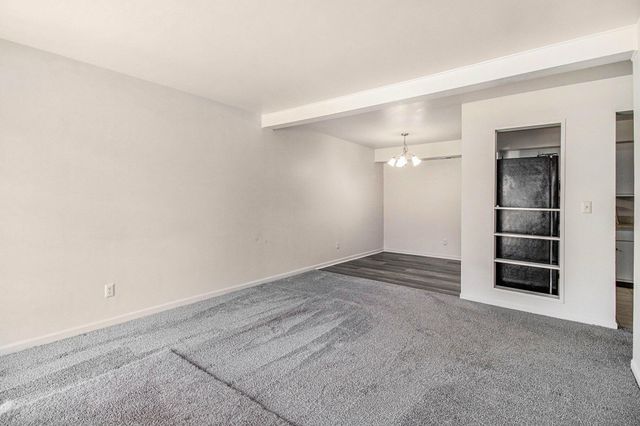742 W Kilgore Road 108, Kalamazoo, MI 49008