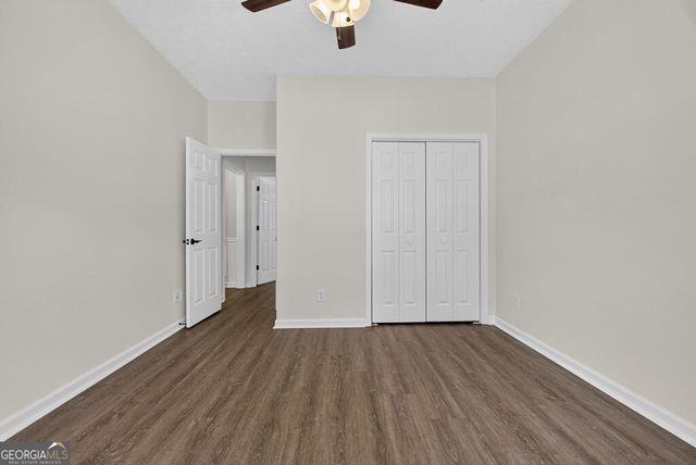 2021 Crestview Way, Woodstock, GA 30188