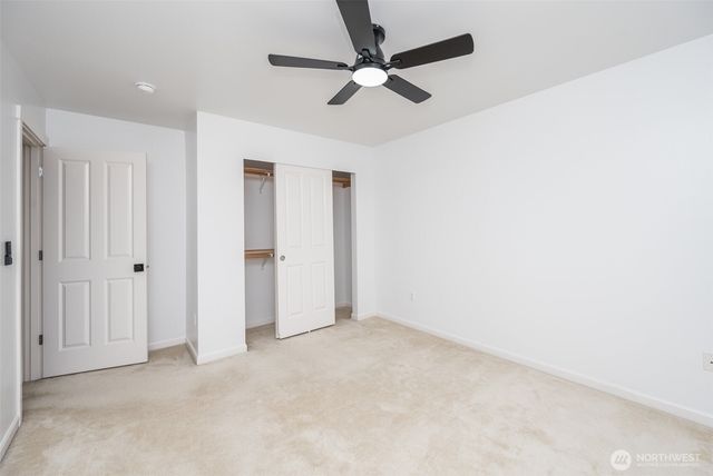 3909 Rossberg Street SE, Lacey, WA 98503