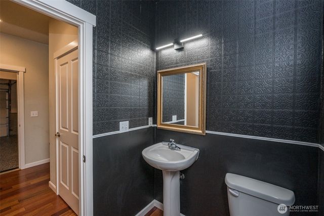 3909 Rossberg Street SE, Lacey, WA 98503