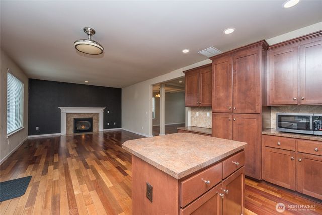 3909 Rossberg Street SE, Lacey, WA 98503