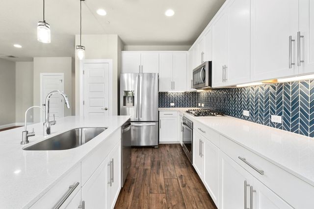 19011 Pequenia CV, Austin, TX 78738