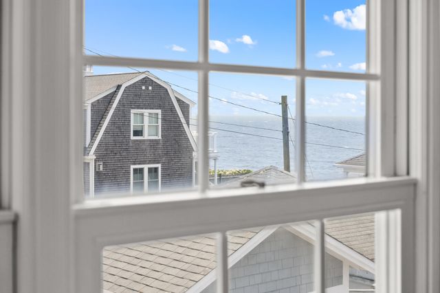 5 Zylpha Road, Harwich Port, MA 02646
