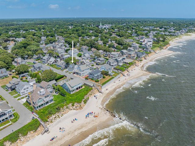 5 Zylpha Road, Harwich Port, MA 02646